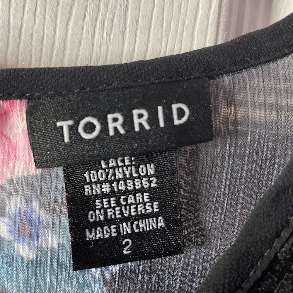 Torrid Floral and Butterfly Babydoll Top - Picture 6 of 14